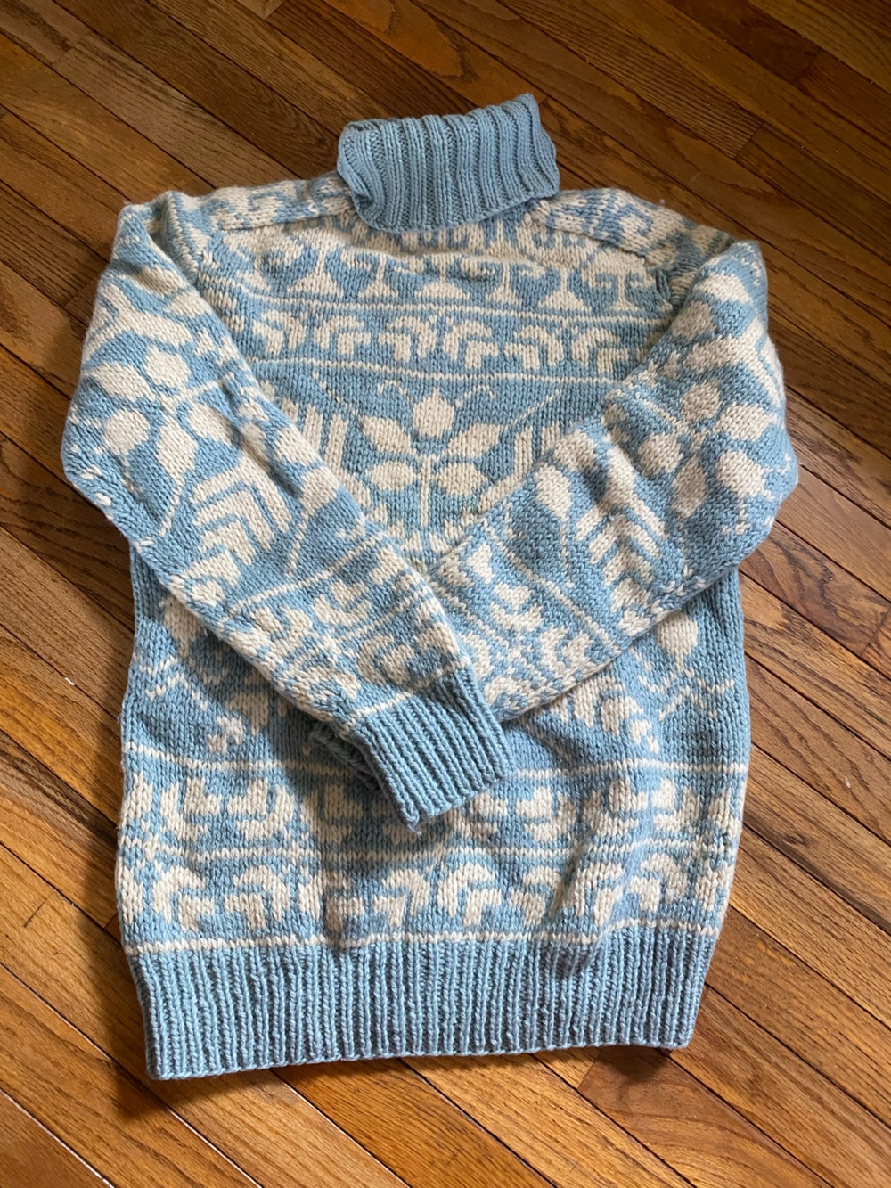 Eddie Bauer Cozy Wool Knitted Blue and Cream Fair Isle Turtleneck Sweater size L